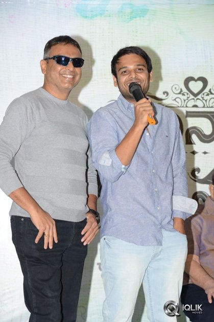 Aina-Ishtam-Nuvvu-Movie-First-Look-Launch